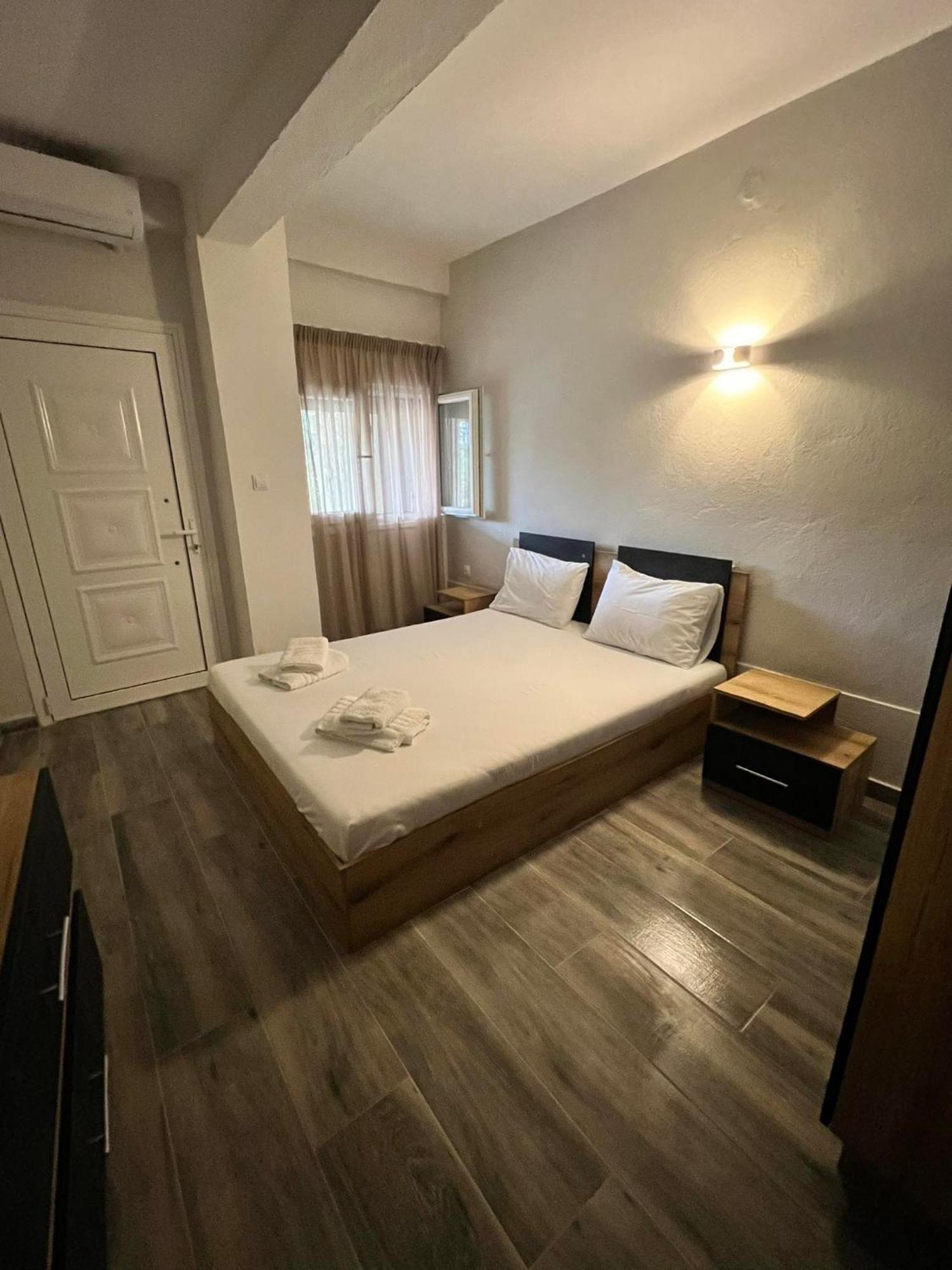 Medusa Rooms Kallithea  ภายนอก รูปภาพ
