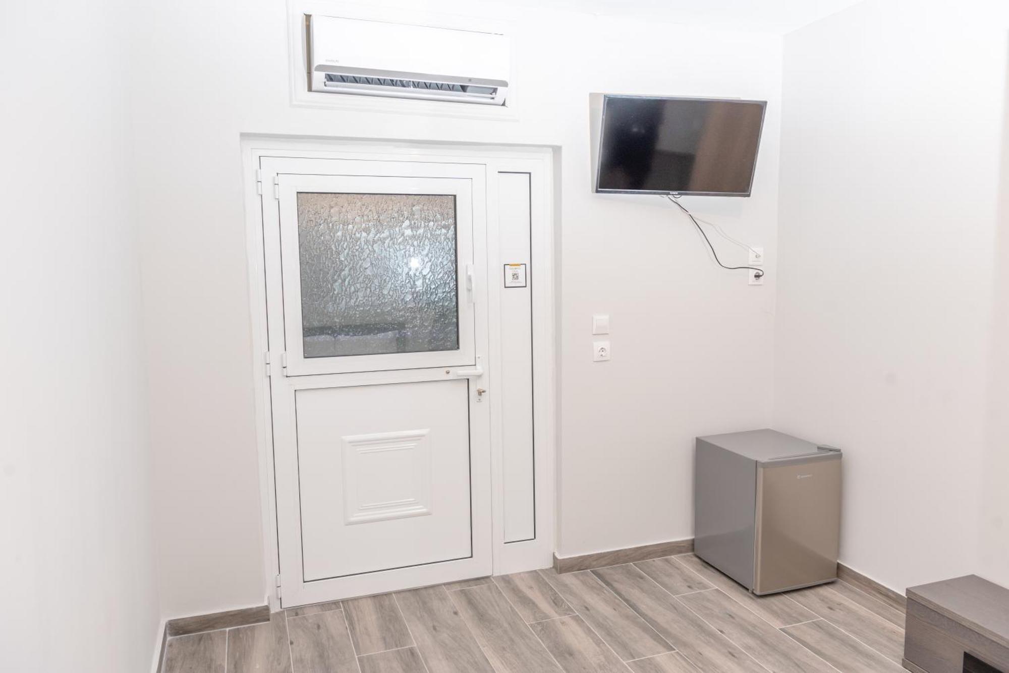 Medusa Rooms Kallithea  ภายนอก รูปภาพ