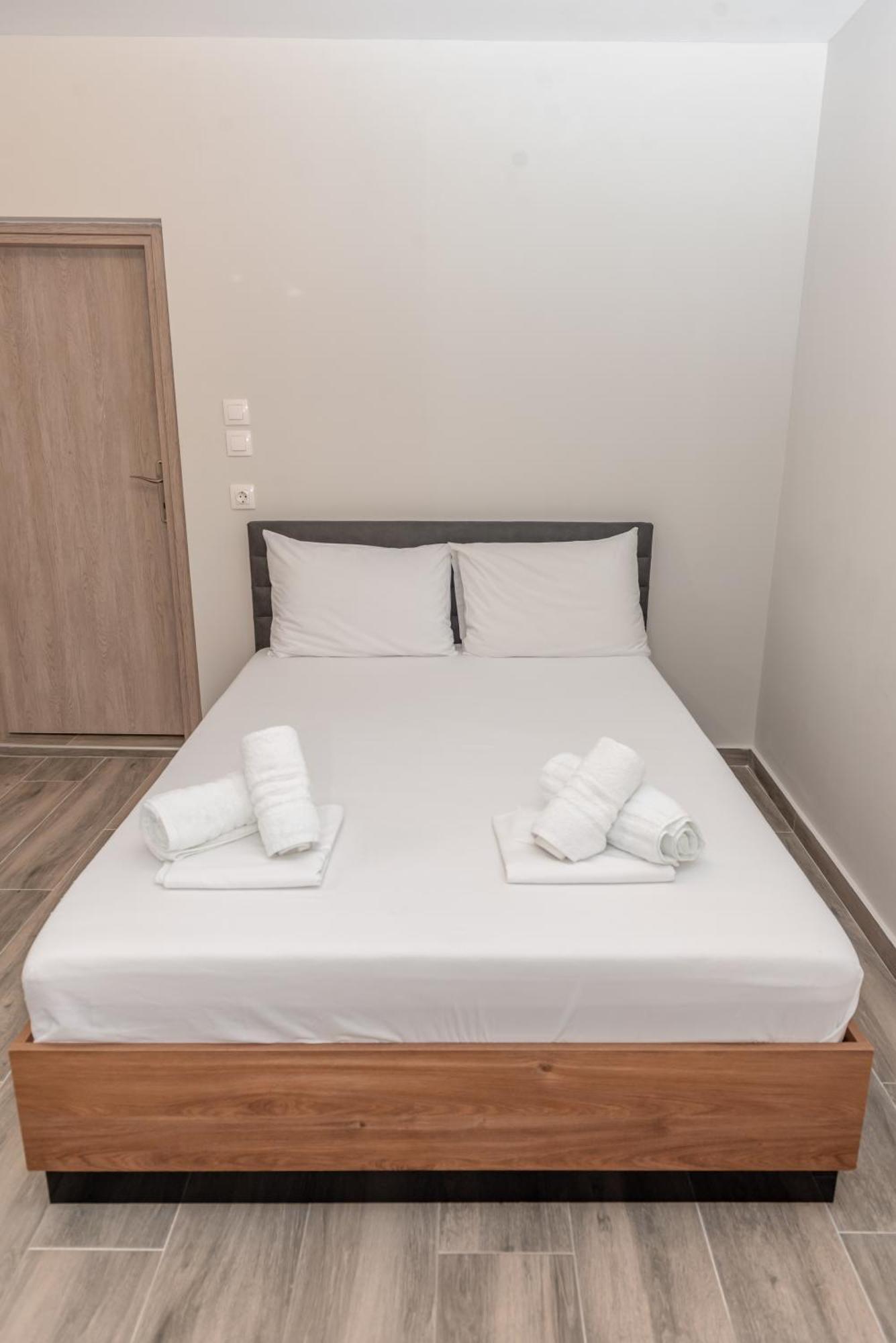 Medusa Rooms Kallithea  ภายนอก รูปภาพ