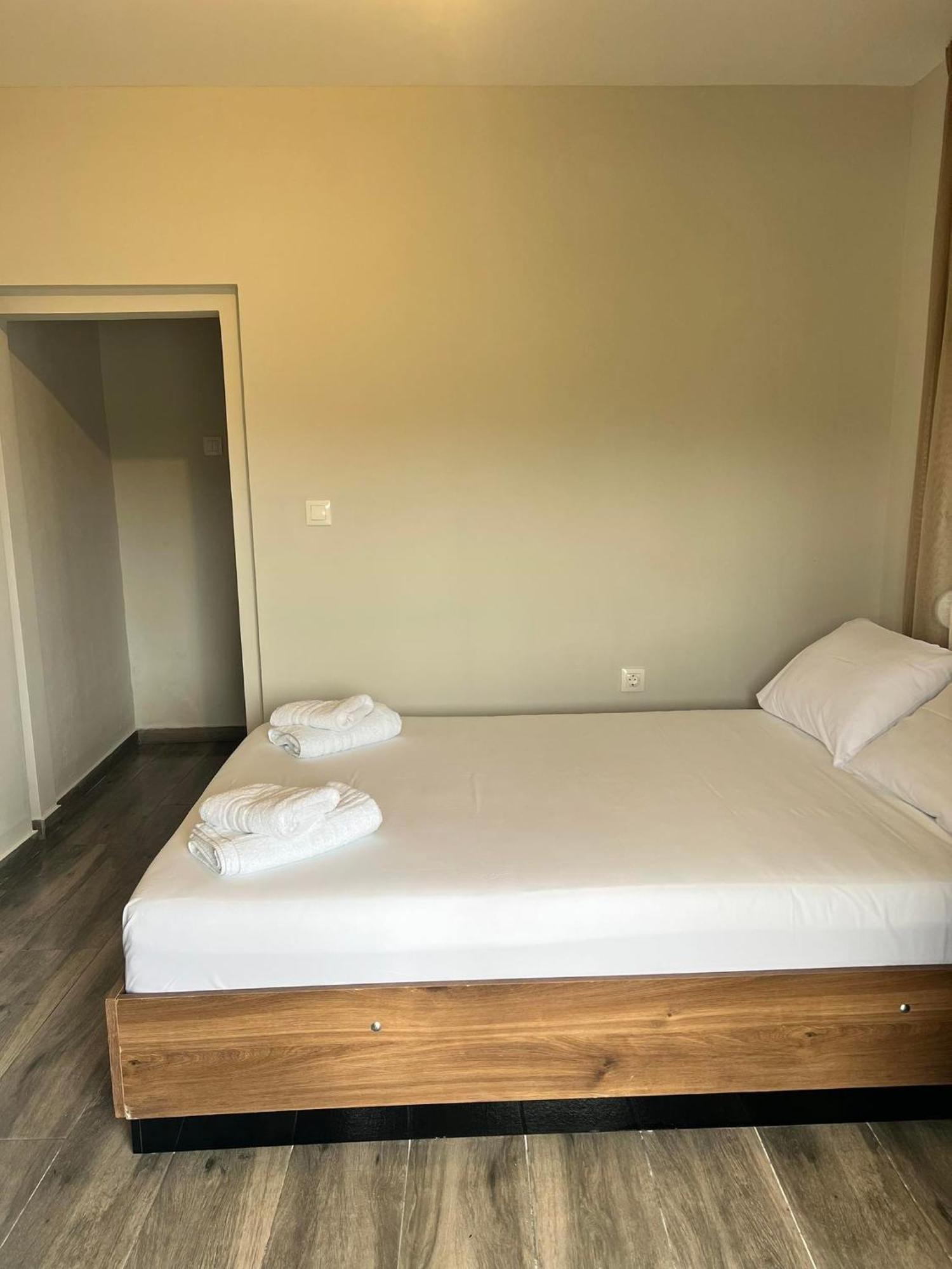 Medusa Rooms Kallithea  ภายนอก รูปภาพ