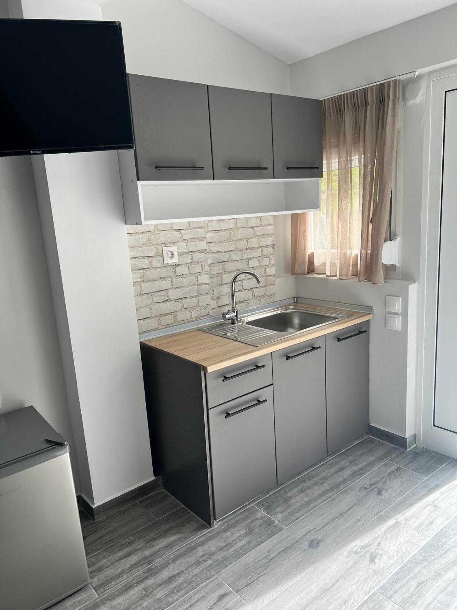 Medusa Rooms Kallithea  ภายนอก รูปภาพ